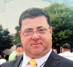 Wayne Peluso's Instagram, Facebook & TikTok