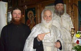 Daca vrei sa afli un preot cu har trebuie sa te intorci in timp si sa intrebi rude, cunostinte, prieteni sau sa ai rabdare sa verifici mii de posturi plasate pe forumuri. PreoÈi InaintevÄzÄtori In ViaÈÄ PÄrintele Macarie BeÈliu