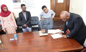 N'wina vo chava ku tsongola swava nwani. Vkna0rmks0yfvm