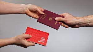 Alle ausländer, die in der schweiz geboren sind, sollen den schweizer pass bekommen. Einburgerungen Populares Deutschland Schweizer Sind Heiss Auf Den Deutschen Pass