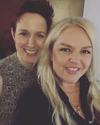 Join me and my fiddler sister Renae...