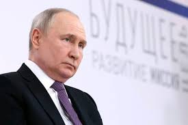 Khó khăn lại 'tìm đến' Nga: Hàng loạt ngân hàng Trung Quốc từ chối giao  dịch, trả lại tiền và hàng hoá dù đã 'cập cảng'