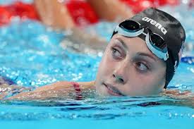 Nashville's Gretchen Walsh helps Team USA lead Olympic medal count