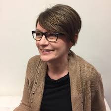 Sara Maynard's Instagram, Twitter & Facebook