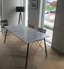 pin op rechthoekige eettafels