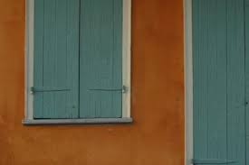 Since orange is a tertiary color, it is easiest to start with a bright orange paint and its tertiary friend, brown ? How To Tone Down Burnt Orange Wall Paint