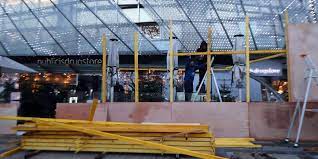 The more you travel, the more you pay. Gilets Jaunes Dispositif De Securite Grands Magasins Et Stations De Metro Fermes Le Point Sur La Mobilisation De Samedi