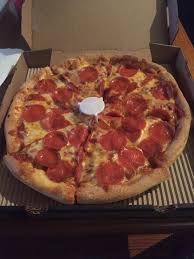 I Ate A Roundtable Pizza On National Pizza Day Recipes Food Pretty Food