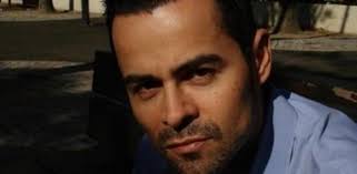 James Cañón: "Escribir es la única forma de libertad que le queda a un  recluso"