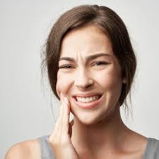 Elizabeth Clouse's Instagram, Twitter & Facebook