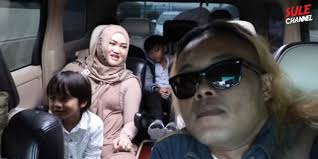 Download lagu lagu terbaru risma marlina mp3 dan mp4 di travelagu 5.11 mb. Teddy Keberatan Anak Dari Lina Dirawat Sule Dream Co Id