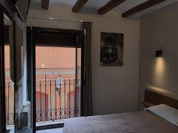Acquista i mobili per la tua camera da letto online al miglior prezzo. Hostal Radio Barcelona Bed Breakfast Barcelona