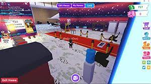 At pucci café, we want your dog to have the best experience when it comes to bath time. Roblox Adopt Me Guide From Rags To Riches Giveaway Update Check Description English Edition Ebook Me Unofficial Guide Adopt Amazon De Kindle Shop