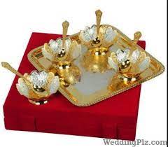 Esquire's 2020 gift guide has the best gift ideas for men, from men, and for everyone in your life. Portfolio Images Canopy Nx Gift Articles Matunga Central Mumbai Wedding Gifts Weddingplz