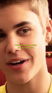 Justin Bieber: Cantando 'Billionaire' com Emoção