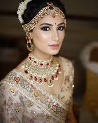Real Brides Show How To Wear No Makeup Look On The Wedding Day Indian Bride Makeup Indian Bridal Makeup Indian Wedding Makeup