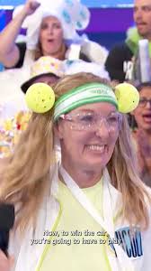 Start the tailgate party early with Nick Mangold