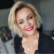 Sandra Gillen's Instagram, Twitter & Facebook