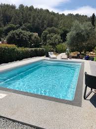 Resine De Marbre Autour Plage De Piscine Et Terrasse Villa Dans Le Var