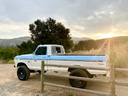 Image result for Pastellblau 1975 Truck