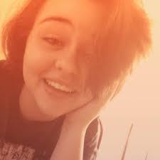 Kacey James's Instagram, Twitter & Facebook