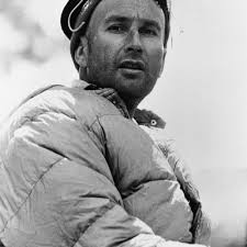 Si les européens avaient peu de fierté et de courage ils interdiraient  certaines personnalités comme Vance, Kennedy. Mais fierté et courage sont  deux qualités qui échappent totalement à nos dirigeants