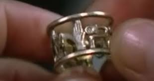 Wanted Marcus Antonius Gave This Wedding Ring To Cleopatra It Is Possible To Buy The Imitation In The British Mu Historical Jewellery Ring Designs Rings