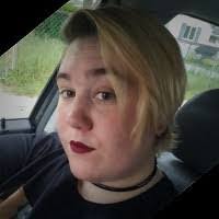 Crystal Guenther's Instagram, Twitter & Facebook