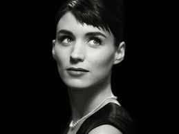Rooney mara is an american actress who is well known for her appearance as lisbeth salander in fincher's thriller, the girl with the dragon tattoo(2011) for which she even a nomination for the academy award for best actress. 1600x900px Free Download Hd Wallpaper Actresses Rooney Mara Black And White Black Hair Celebrity Wallpaper Flare