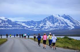 Her deler vi informasjon om de ulike aktivitetene som skal skje i tromsø. The Arctic Running Experience Intense Contrasts In Polar Night Midnight Sun Marathon Sat 19 June 2021