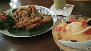 Beli kemasan telur online berkualitas dengan harga murah terbaru 2021 di tokopedia! Udang Saus Telur Asin Picture Of Penang Bistro Kebon Sirih Jakarta Tripadvisor