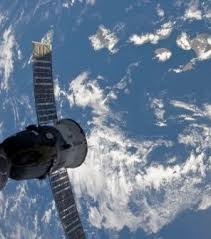 Plus de 55 000 photos époustouflantes les dernières prises de vue depuis l'iss. Suivez L Amarrage De L Atv 2 A L Iss En Direct