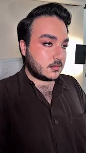 Y que llega el #Pride 🌈✨💕 @liverpool_mexico tiene junto a @rabanne  preparado un stand para glamearse en estas fechas! Del 26-28 de junio en  Insurgentes! Les gusto el look? 👀 #makeup #maquillaje #