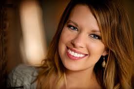 Tracy Richie's Instagram, Twitter & Facebook