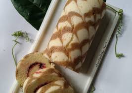 Beli bolu gulung batik online berkualitas dengan harga murah terbaru 2021 di tokopedia! Resep Bolu Gulung Batik Kukus Panggang Praktis