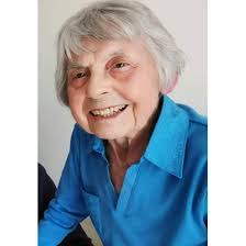 Elsa Dodd's Instagram, Twitter & Facebook