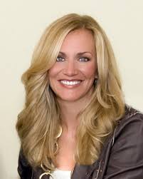 Federal Probe Walmart CEO Allegedly Took Diamonds and Yachts From  Contractor