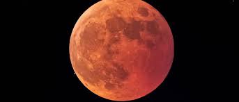 Blutmond 2025: Totale Mondfinsternis – Ein Spektakel am Sonntagabend!