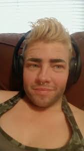 Angelica Lutz's Instagram, Twitter & Facebook