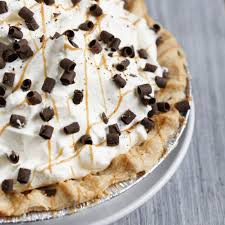 Just before serving, i garnished the chocolate peanut butter pie with a layer of whipped cream, peanuts, and crushed nutter butters. Chocolate Peanut Butter Cream Pie Mama Kat S