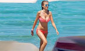03 ιουλ 2017 16:55 σε lifestyle. Oi Ypopshfies Poy Bazoyn Fwtia Sthn Kalph Eikones Pronews
