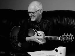 On the heels of his recently released new york times best selling memoir, the rock n' roll legend and grammy winning artist peter frampton turns his focus back to music with his new studio album frampton forgets the words. Listen Peter Frampton Covers Radiohead S Reckoner On New Instrumental Covers Album Guitar Com All Things Guitar