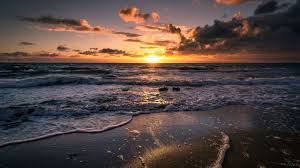 Get Your Beach Fix By Downloading These 15 Free Ocean Wallpapers Sunrise Wallpaper Ocean Wallpaper Sunrise Pictures