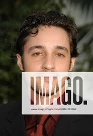 Thomas Ian Nicholas at the World Premiere of American Wedding, held at at  the Universal Studios
