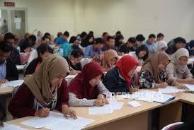 Pengumuman dan informasi lain terkait rekrutmen casn 2021 untuk cpns dan pppk dapat diakses para calon pelamar dari sumber yang terpercaya. Lebih Dari 15 Ribu Orang Daftar Cpns Di Bali Republika Online