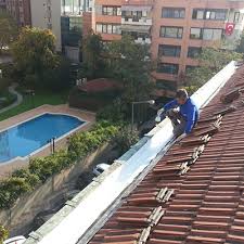 Çatı şekilleri binaların özelliklerine göre farklı olabilir ise de genel bir sınıflandırma ile aşağıdaki isimlerle gruplandırılabilir Cati Oluk Tamiri Cati Oluk Onarimi Cati Ustasi 0216 362 84 49