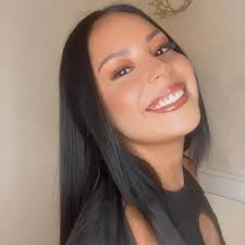 Rebekah Estrada's Instagram, Twitter & Facebook