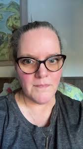 Kimberly Hosmer's Instagram, Twitter & Facebook