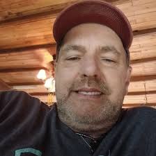 Hey yall, 95 201 pro xl, I'm starting to look at props, 5500rpm and I'm  running about 53 solo.. 200 Johnson. Currently has a 19 pitch, what should  I start looking at