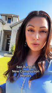 Chavely Gomez Perez Coastaledge Real Estate Llc